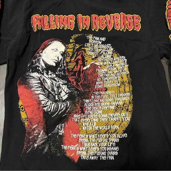 Falling in reverse long sleeve band Merch from 2023 tour - Picture 2 of 6